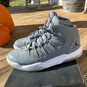 Nike Air Jordan Max Aura Cool Grey; Size - Men’s 12